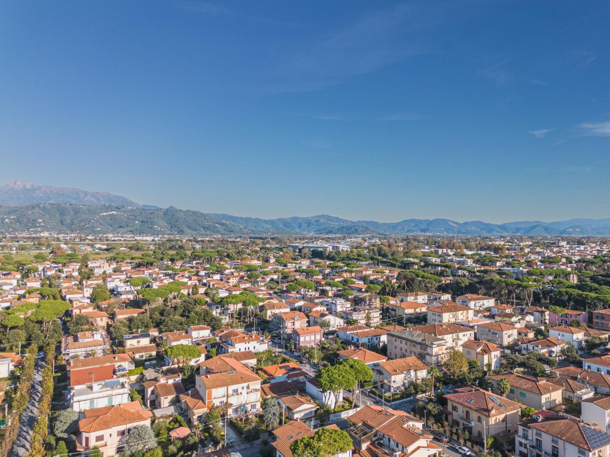 Apartment Dei Fiori By Interhome Lido di Camaiore Ngoại thất bức ảnh